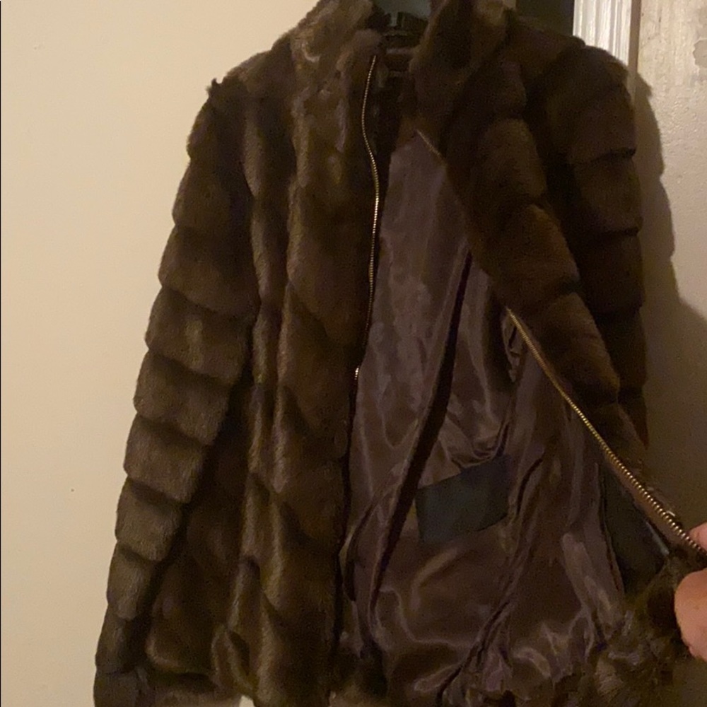 Brown faux fur jacket - Picture 3 of 4